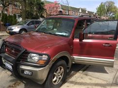 2002 Mitsubishi Montero